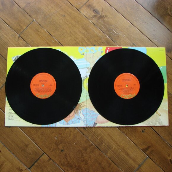 The Beach Boys Endless Summer Vinyl Record LP 1974 RARE with Poster Excellent!! - Picture 5 of 9